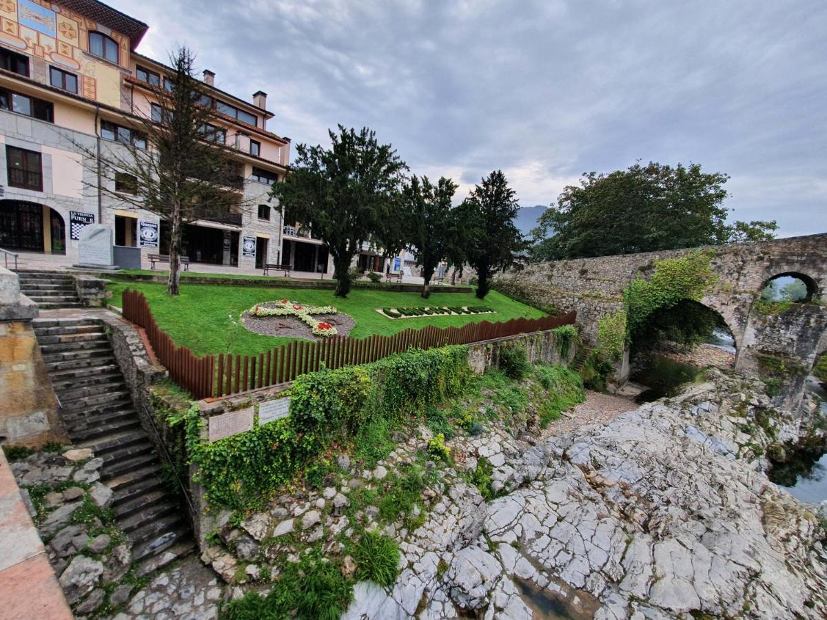 La Estancia De Cangas - Amplio Piso Con Garaje Onís Екстериор снимка
